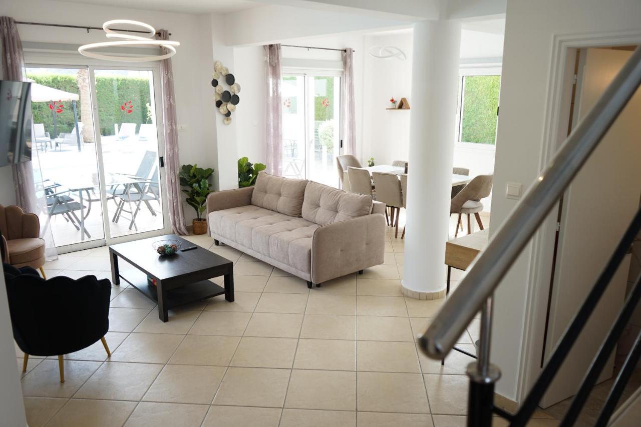 Villa Coral Cove 佩亚 外观 照片